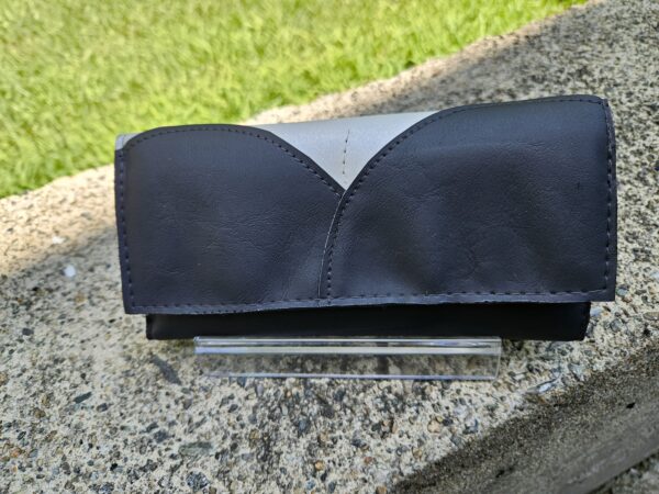 Morticia wallet