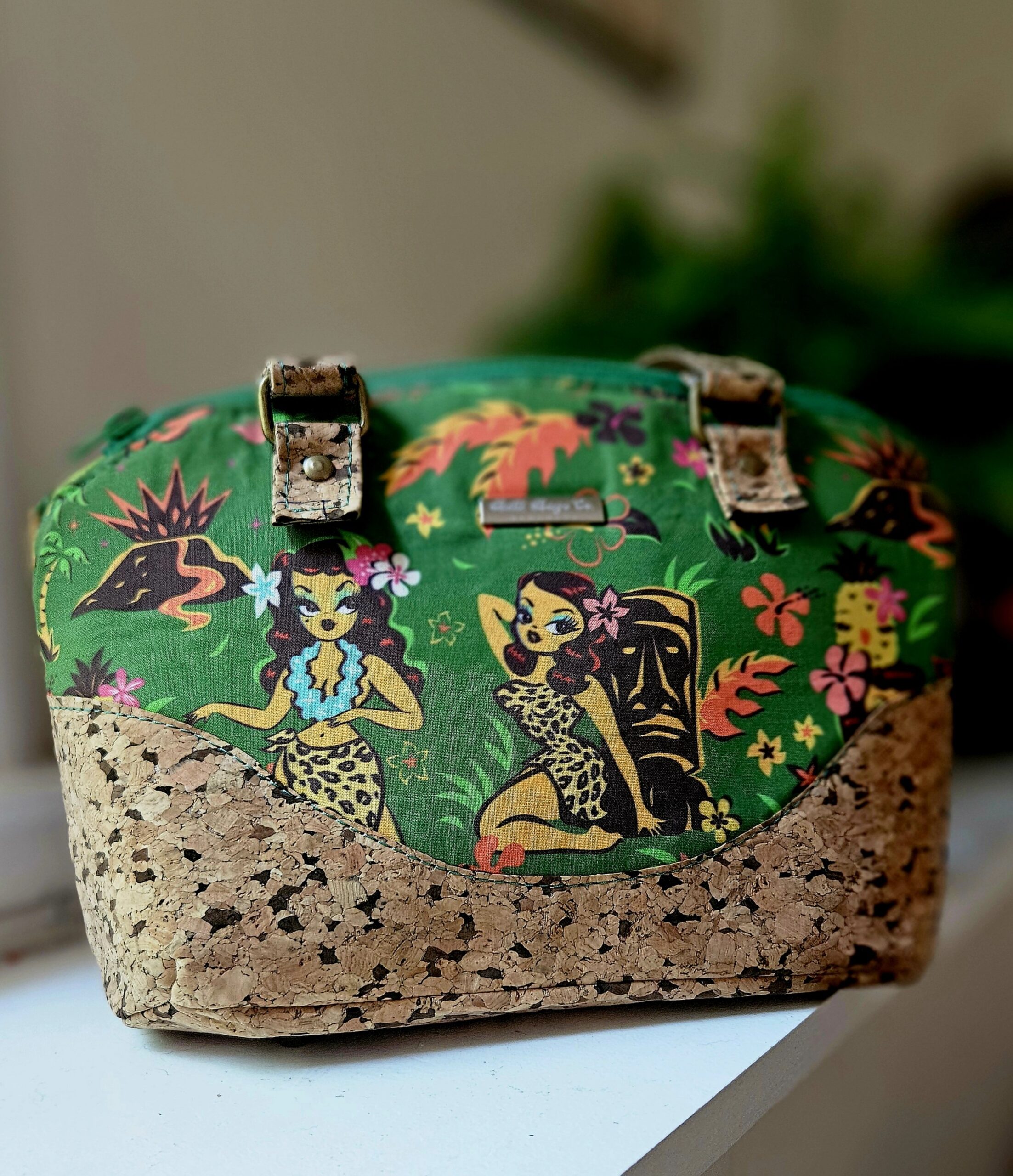 Hawaiian pinup Lola handbag - Image 2