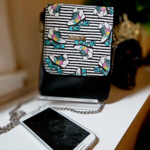 Rollerskate cell phone sling